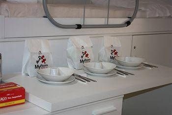 MyRoom Suite Center0