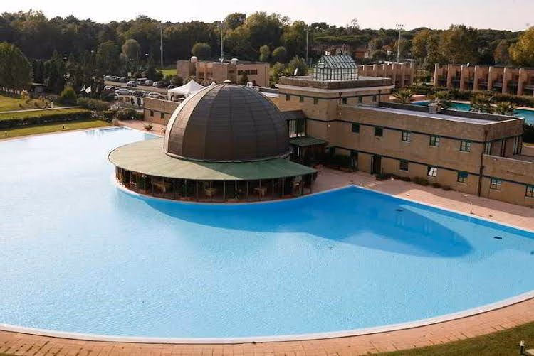 Cosmopolitan Golf and Beach Resort4
