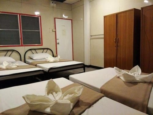 U Hostel0