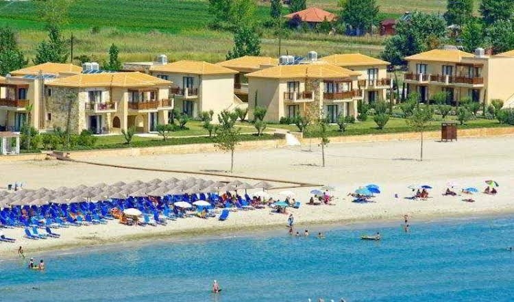 and Spa Mediterranean Village0
