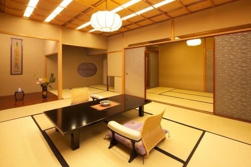 ฮันซุยเรียว (Ryotei Hanzuiryo)4