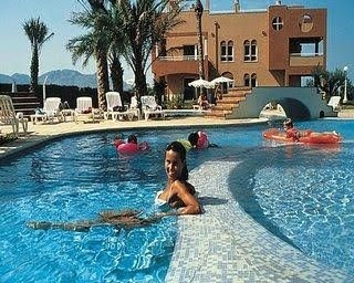 Oliva Beach Club0