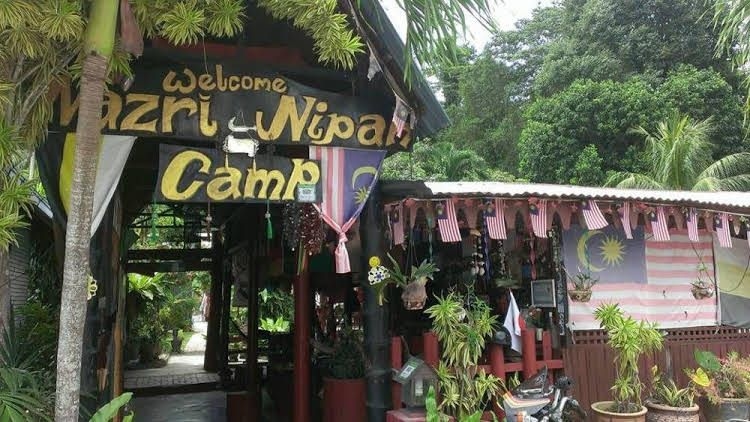Nazri Nipah Camp0