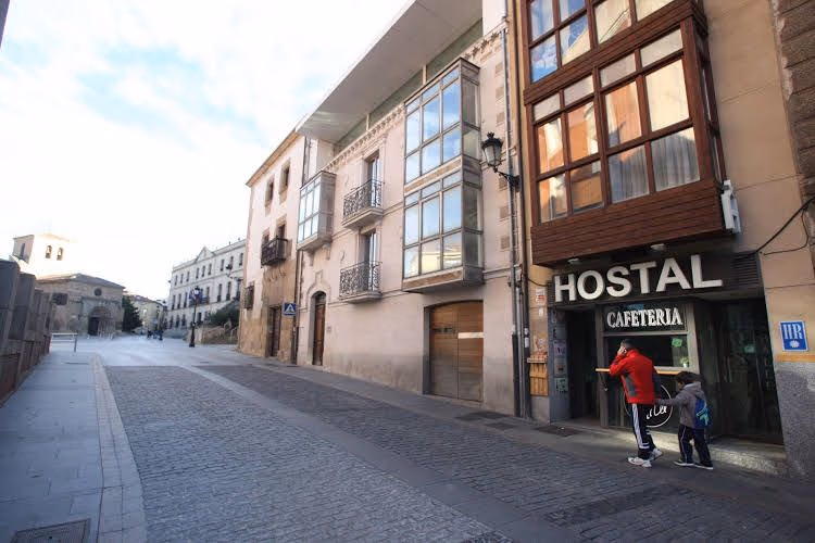 Hostal Caballeros0