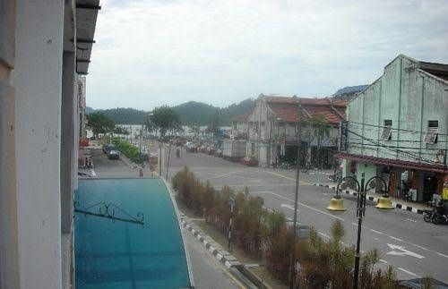 Lumut Water Hill0