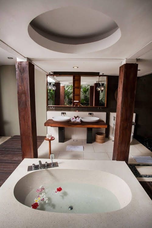 เรกาลี วิลลา จังกู (Regali Villa Canggu)0