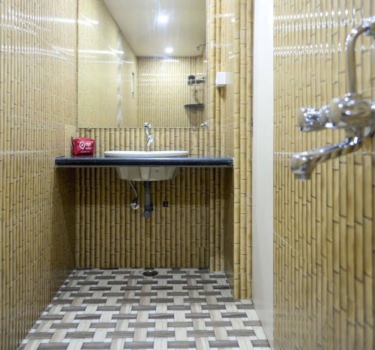 OYO Rooms Candolim Beach0