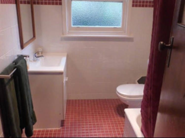 Riverview Cottage2