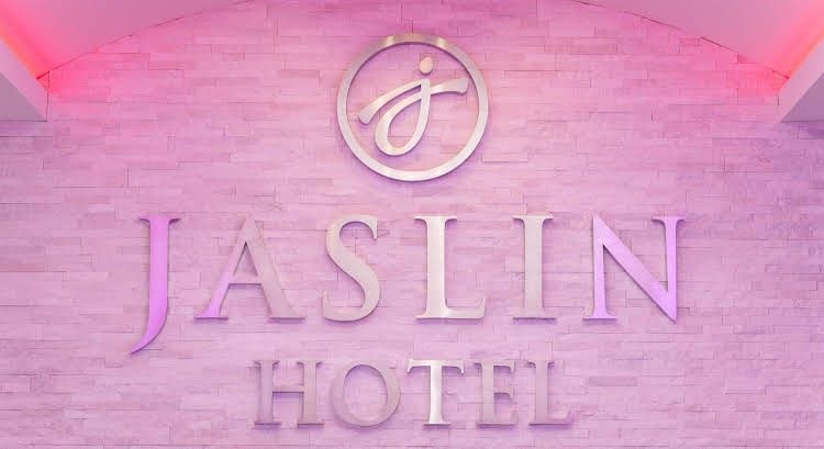 Jaslin0
