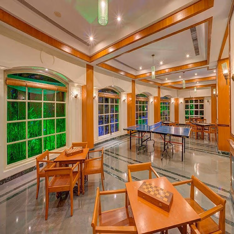 Shraddha Inn0