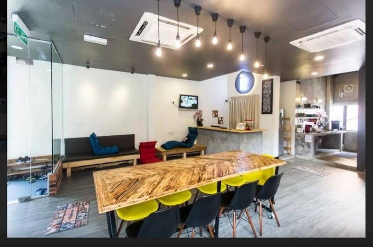 Revopackers hostel0
