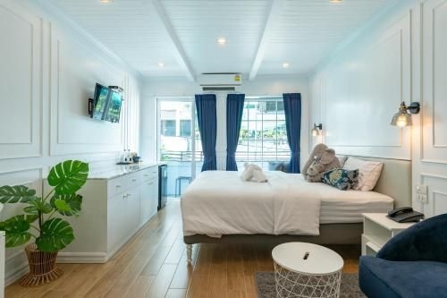 ไวท์ ไอวอรี เบด แอนด์ เบรคฟาสต์ (White Ivory Bed and Breakfast)1