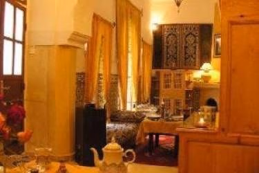 Riad Darna0