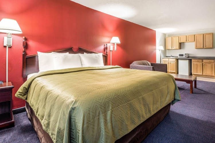 Econo Lodge0
