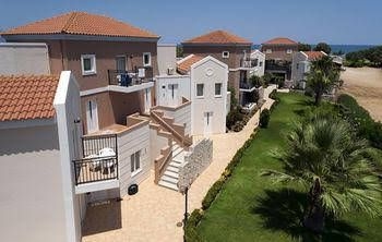 Lito Beach0