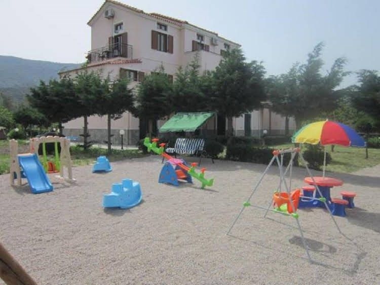 SUNSHINE APARTMENTS0