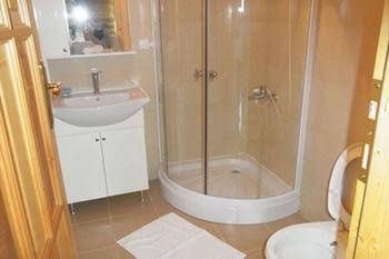Villa Iz0