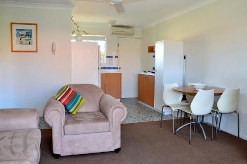 Arlia Sands Apartments3