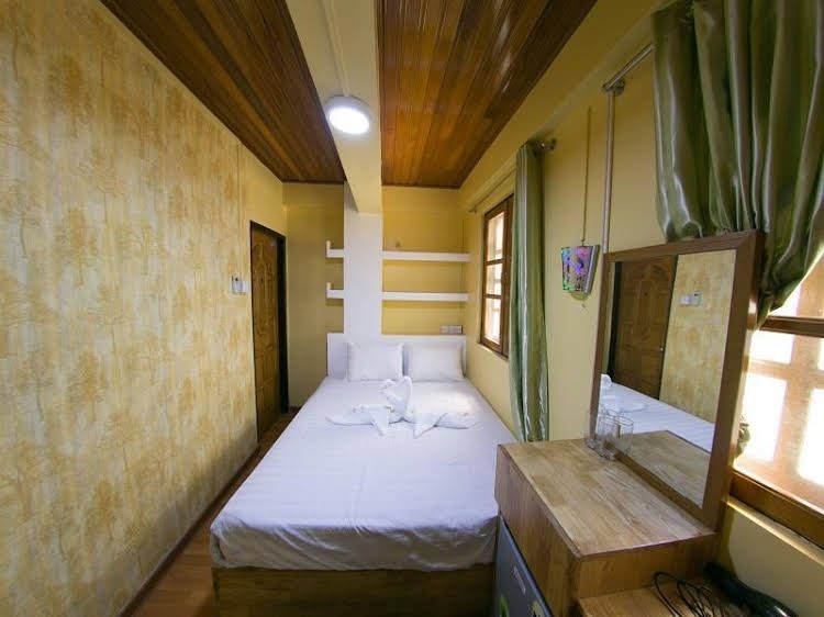 My Inn U Chit Maung0