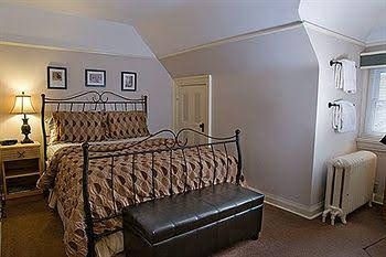 Banting House Bed and Breakfast0
