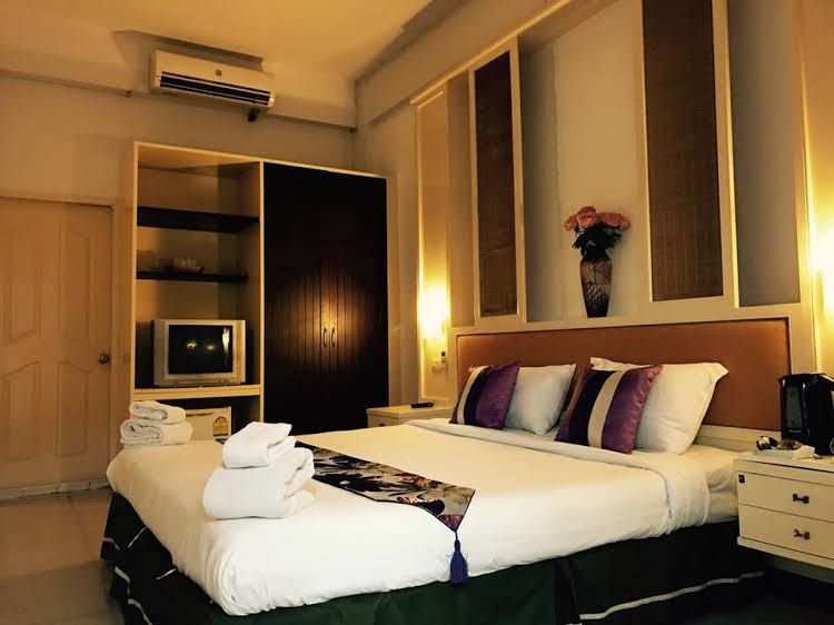 Babylon Palace Bangkok0