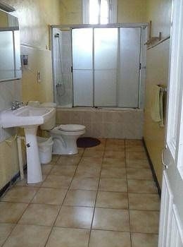 Hostal Casa del Maestro0