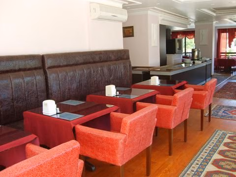 Temple Hotel3