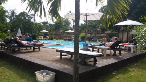 ลันตา ลอง บีช โฮสเทล (Lanta Long Beach Hostel)0