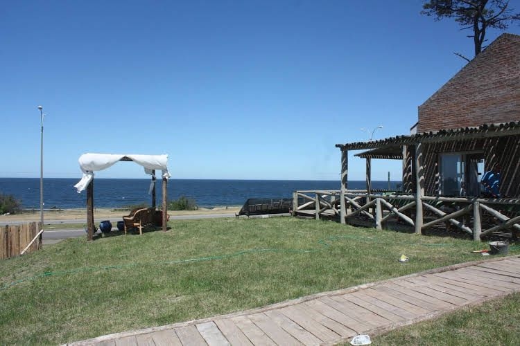 Mansa Beach Hostel0