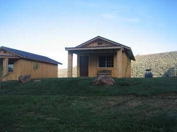 Rose Ranch Resort0
