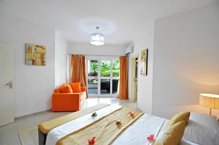 Cote dOr Apartments0