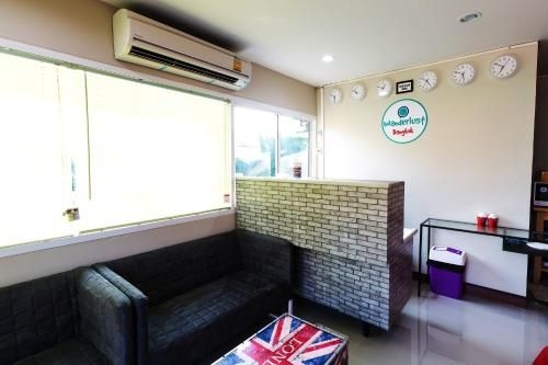 Wanderlust Bangkok Hostel1