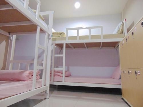 Wanderlust Bangkok Hostel3