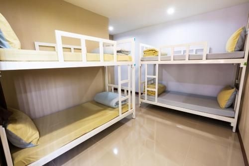 Wanderlust Bangkok Hostel4