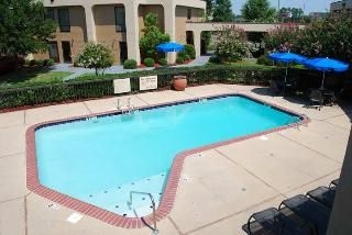 Hampton Inn Hattiesburg4