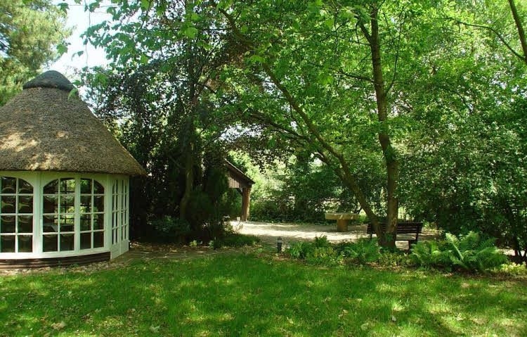 Herrenhaus Volkse0