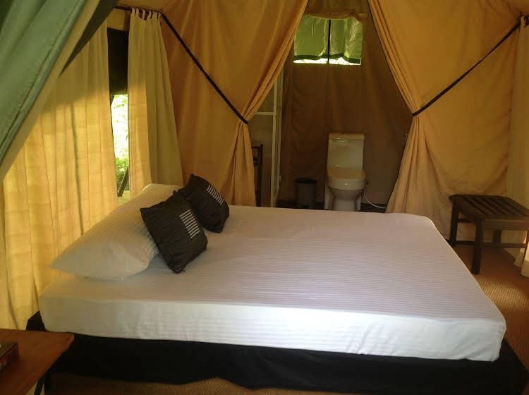 Kula Kula Luxury Camping Resort0