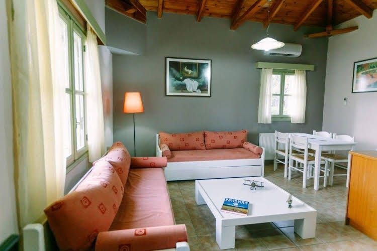 Eleon Villas Mani0