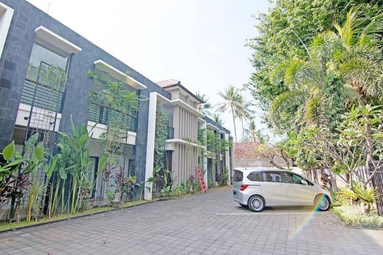 ZEN Rooms Raya sririt singaraja0