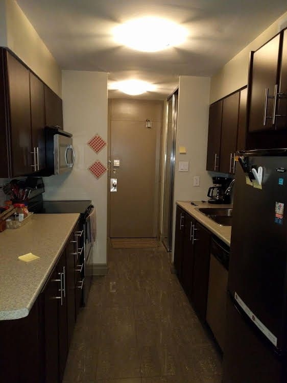 Yonge and Wellesley Apartments0