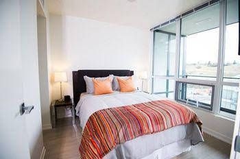 Executive Suites by Roseman Riverfront0