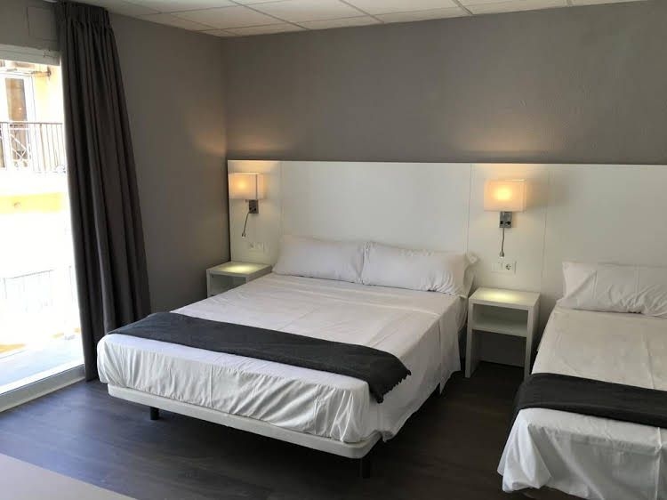 Benidorm Blue Beach Hostel0