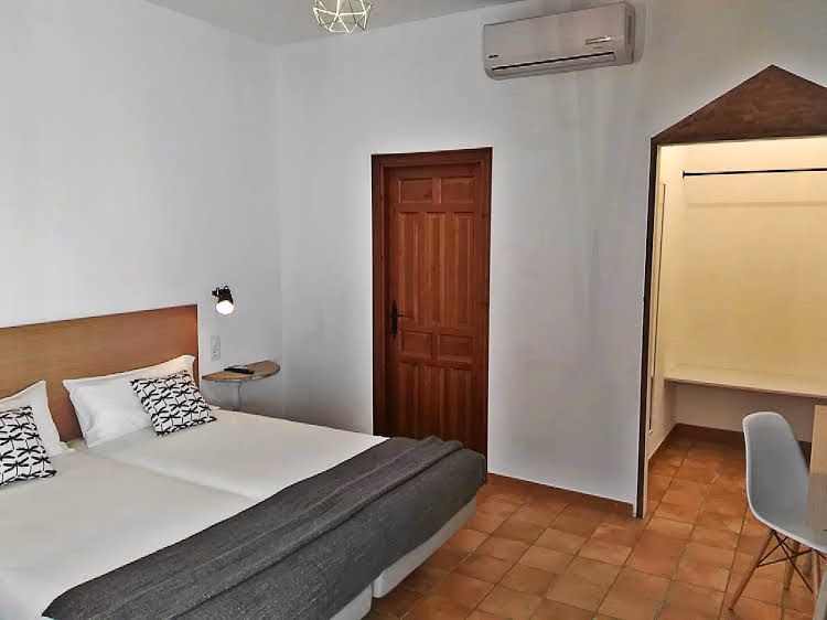 Frenteabastos Hostel and Suites0