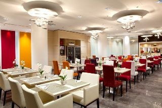 Ramada Plaza Milano Hotel3