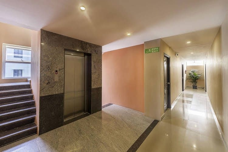 Treebo Daffodil Suites1