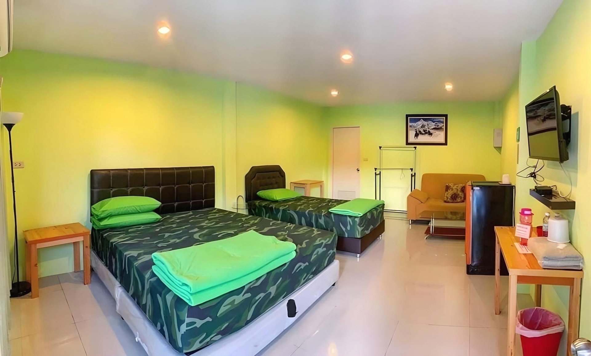 บ้านศรีแฟมิลี่ (Baan Sri Family)4