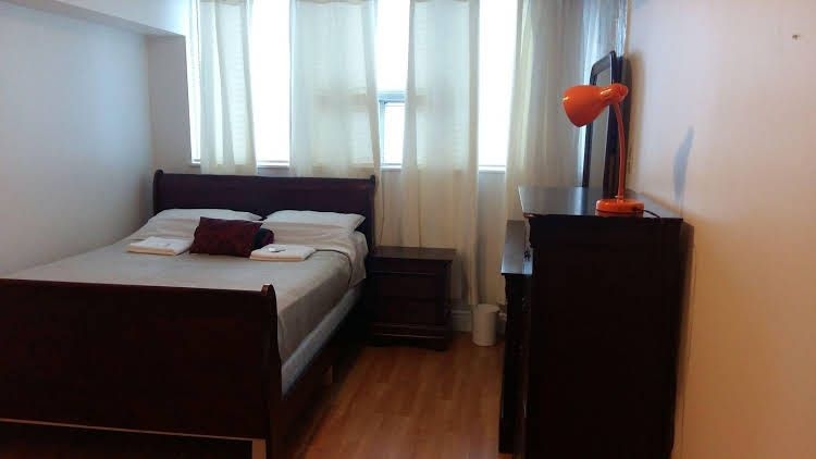 Toronto Furnished Living Pembroke0