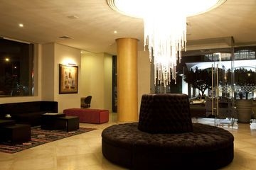 Red Hotel2