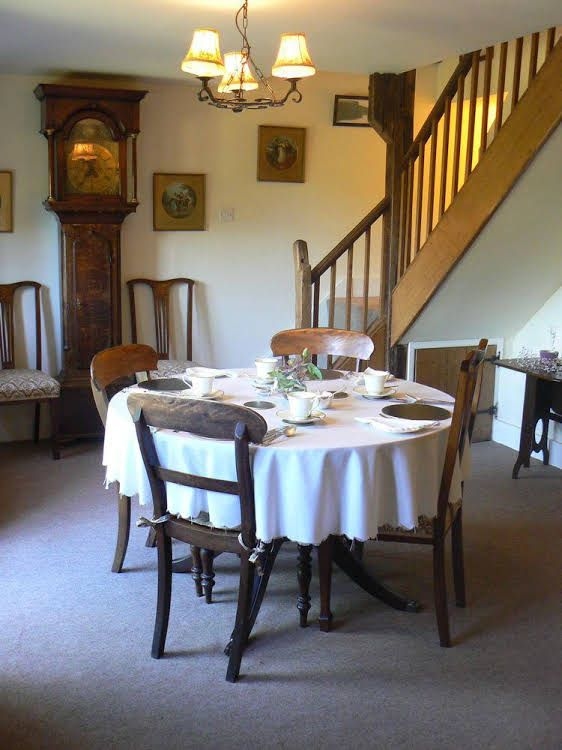 Tudor Cottage3