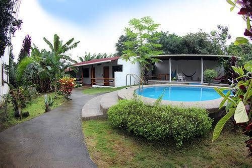 Twin Lodge Galapagos0